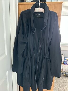 Athleta Black Utility Drawstring Anorak Jacket